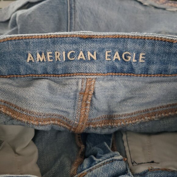American Eagle Outfitters Womens Patchwork Denim Mom Jean Shorts Size 0 High Ris - Picture 7 of 13